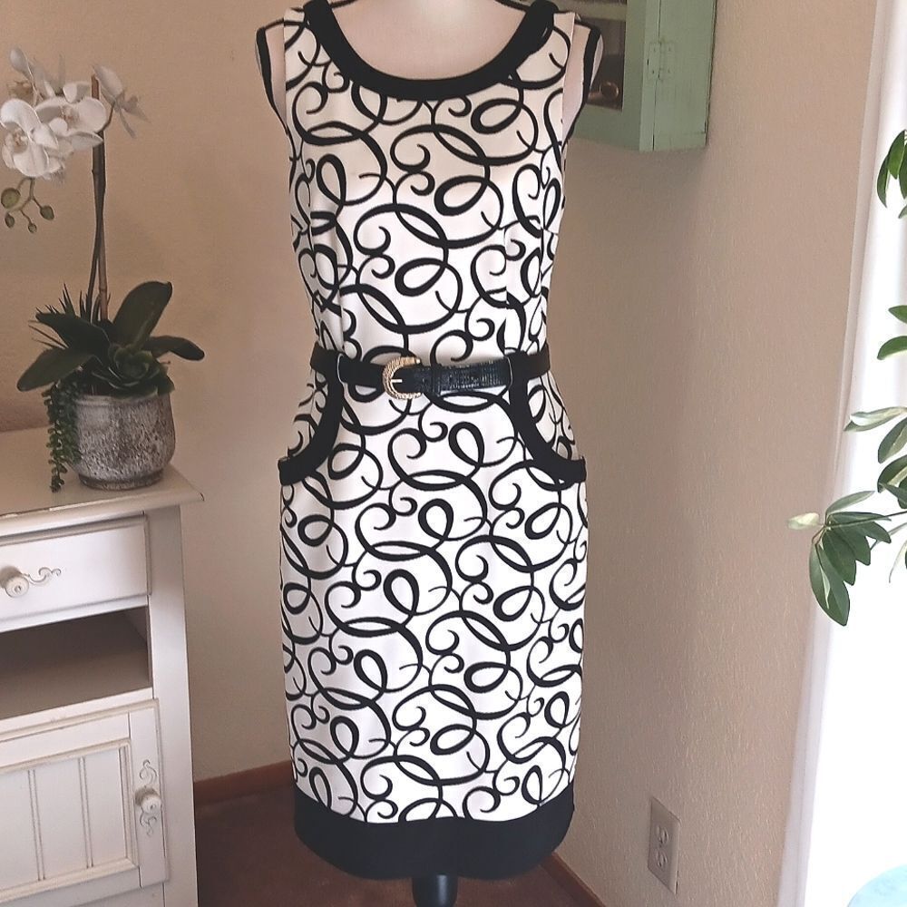 London Times Elegant Black and White Sleeveless Dress